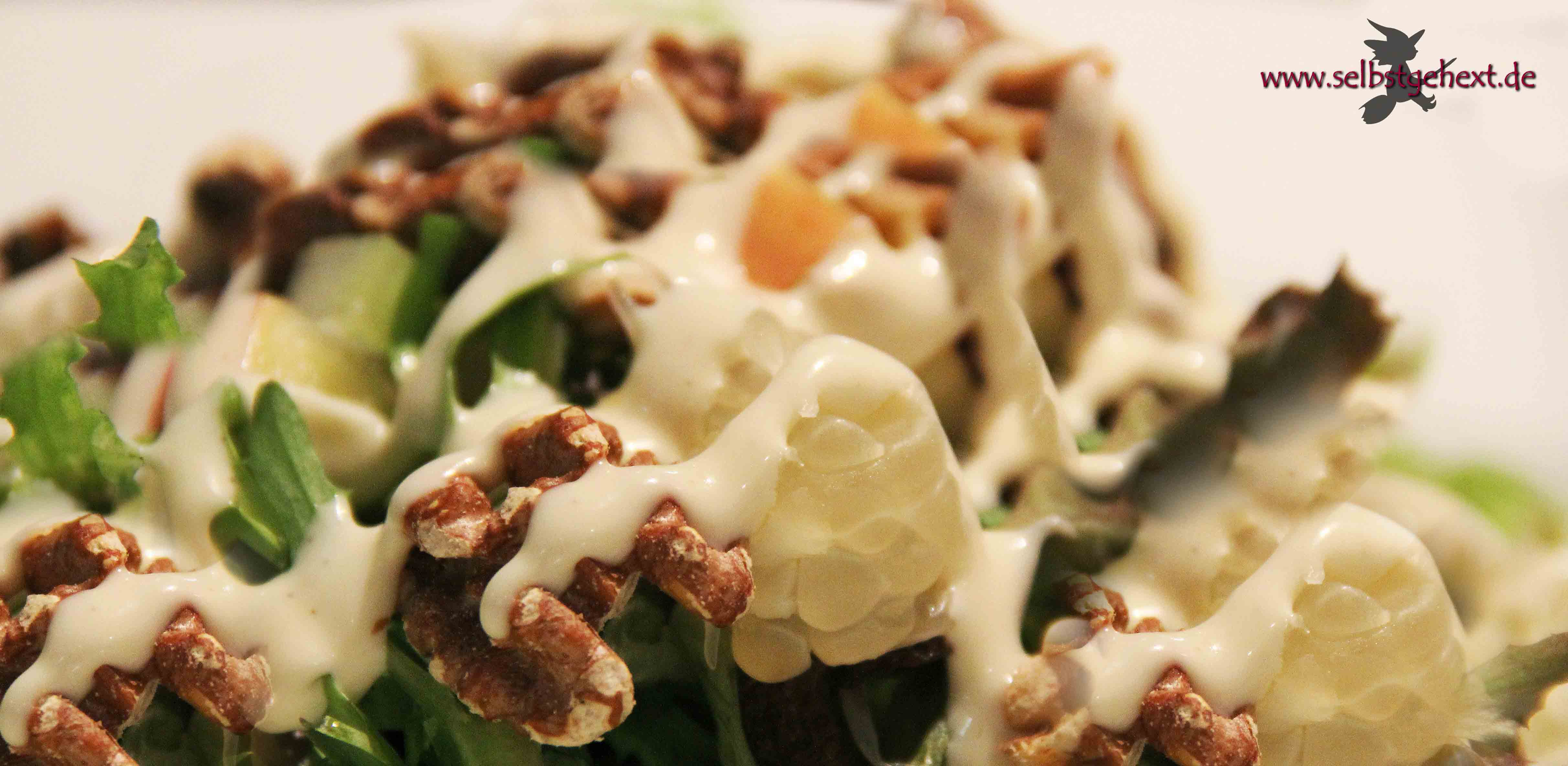 Eichblattsalat mit Pomelo und Walnüssen | Einfach selbstgehext!